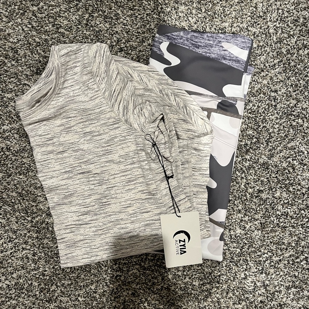 ZYIA Athletic Set (leggings (capri length) & long sleeve shirt with open back).